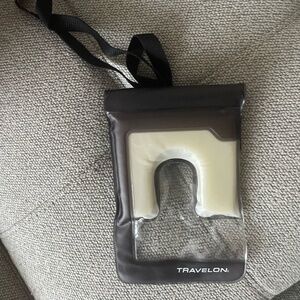 Travelon water phone protector